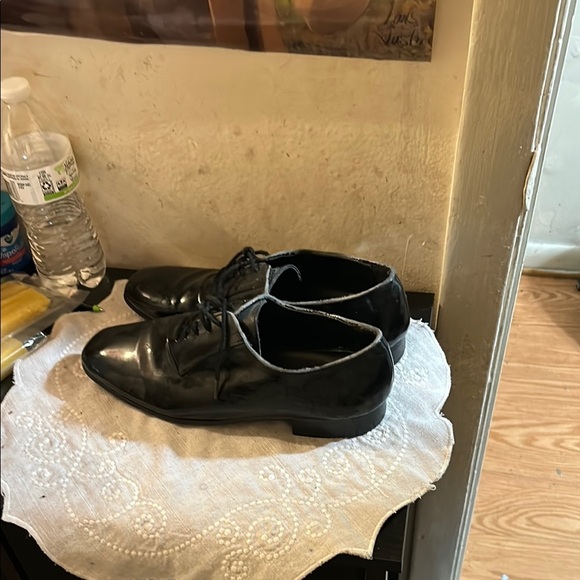 Elegant Black Women's Loafers - Picture 4 of 5